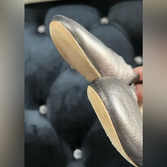 Chloe Shimmering Silver Scalloped Flats - Picture 9 of 14